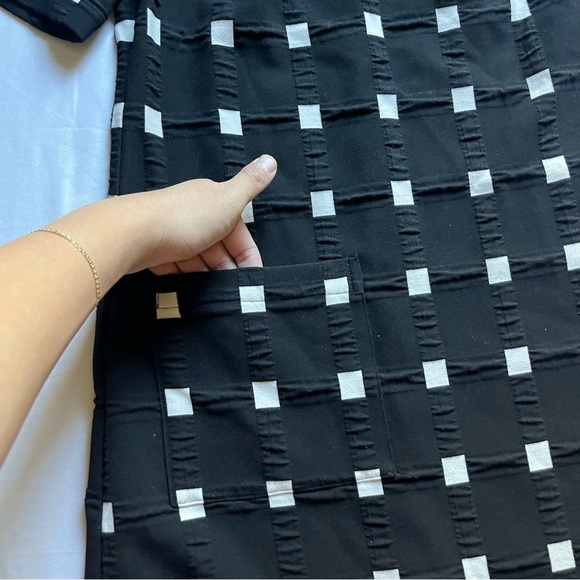 BABETTE SF black and white window pane geo print short sleeve lagenlook midi - Picture 2 of 5